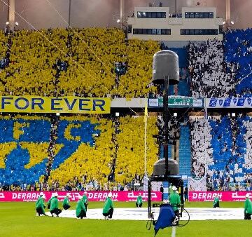التاريخ ينحتز للأزرق.. الهلال يتفوق على النصر قبل قمة الدوري السعودي
                                                
                                                
                                                    12/05/2026 12:57 م
                                                
                                                
                                                    تتجه أنظار عشاق الكرة العربية والسعودية ، نحو ملعب الأول بارك في العاصمة الرياض لمتابعة مباراة النصر أمام منافسه وغريمه التقليدي الهلال، .. النزيد
