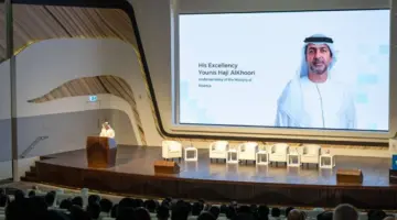 «المالية» و«الاتحادية للضرائب» تُوعّيان بالفوترة الإلكترونية