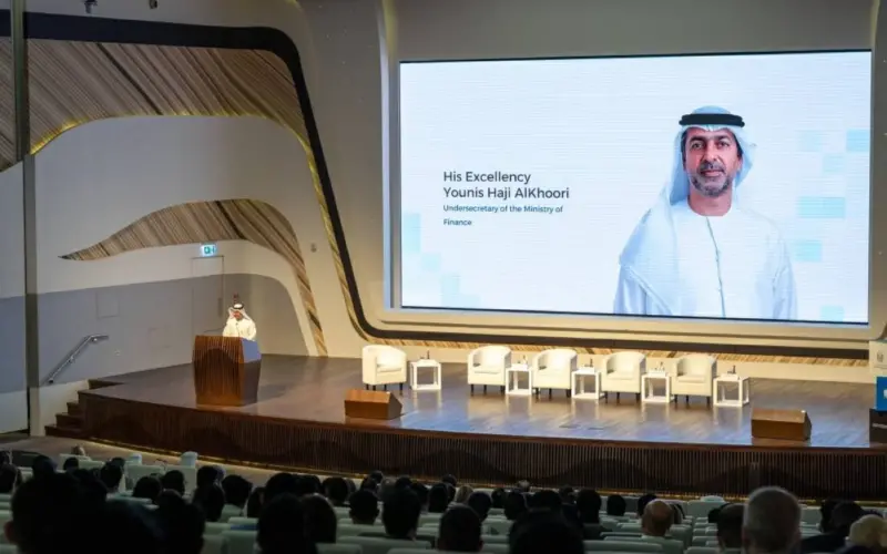 «المالية» و«الاتحادية للضرائب» تُوعّيان بالفوترة الإلكترونية
