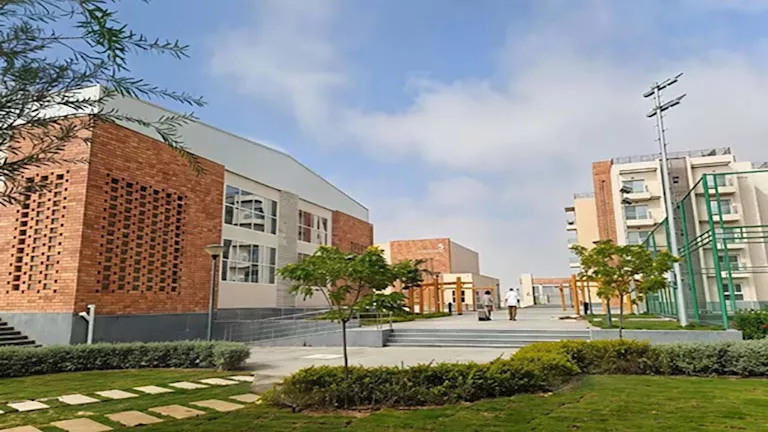بعد افتتاحها.. تعرف على 9 برامج ماجستير جديدة بجامعة سنجور بالإسكندرية