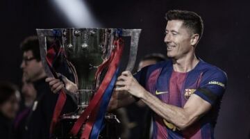 رسميا.. ليفاندوفسكي يعلن رحيله من برشلونة ورسالة مؤثرة من فليك                                                                                                                                                    16/05/2026 03:49 م                                                                                                                                                    أعلن البولندي روبرت ليفاندوفسكي مهاجم فريق برشلونة الإسباني رحيله