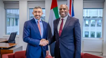 عبدالله بن زايد ونائب رئيس الوزراء البريطاني يبحثان تداعيات الاعتداءات الإيرانية (فيديو)