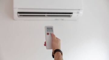 في وضح النهار.. سرقة تكييف مسجد بالقناطر الخيرية 16/05/2026 12:50 م تداول رواد مواقع التواصل الاجتماعي خلال الساعات الماضية مقطع فيديو وثقته كاميرات المراقبة، يظهر محاولة سرقة تكييف تابع لأحد المساجد بمنطقة القناطر الخيرية في محافظة القليوبية.