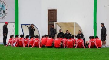 قرعة مجموعات كأس أمم أفريقيا تحت 17 سنة المغرب 2026 كاملة                                                                                                                                                    08/04/2026 02:37 م                                                                                                                                                    أسفرت قرعة نهائيات كأس أمم أفريقيا تحت 17 سنة، التي أقيمت اليوم، الأربعاء، عن وقوع منتخب مصر في المجموعة الأولى رفقة المستضيف منتخب المغرب.