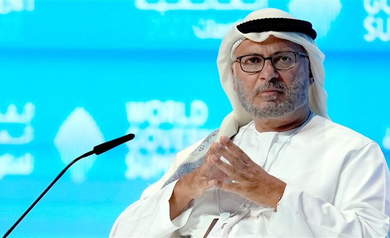 قرقاش: العلاقة الإيجابية بين أمريكا والصين “مصلحة عالمية”