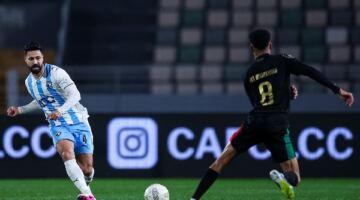 نهائى دوري أبطال إفريقيا .. مهاجم الأهلي يقود تشكيل الجيش الملكى ضد صن داونز
                                                
                                                
                                                    17/05/2026 04:06 م
                                                
                                                
                                                    أعلن الجهاز الفنى الأول بنادي الجيش الملكي المغربي تحت قيادة المدرب البرتغالي ألكسندر سانتوس ،المدير الفنى، عن تشكيله فريقه لمواجهة صن دوانز في مباراة ذهاب نهائى دوري أبطال إفريقيا.
